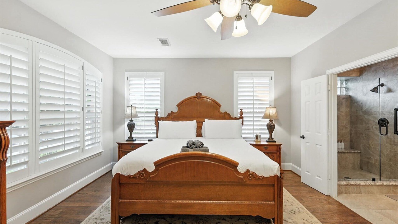 Photo of Bedroom in Lewisville