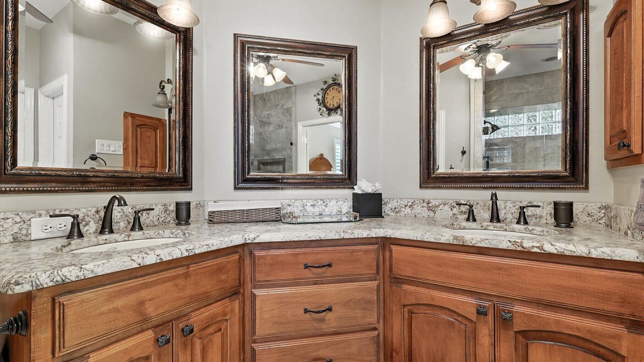 Photo of Bathroom in Lewisville