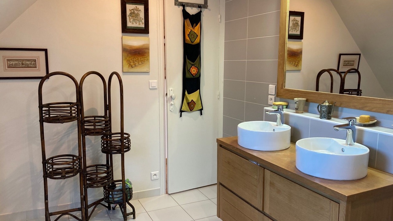 Photo of Bathroom in Saint-Avertin
