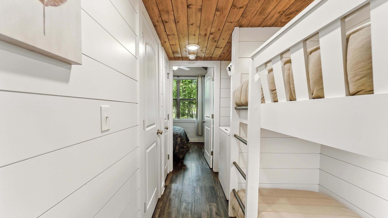 Photo of Bedroom in Menlo