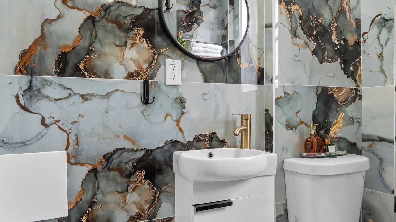 Photo of Bathroom in Union City