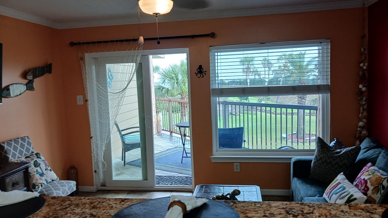 Photo of Livingroom in Galveston