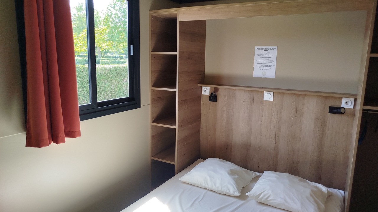 Photo of Bedroom in Evron