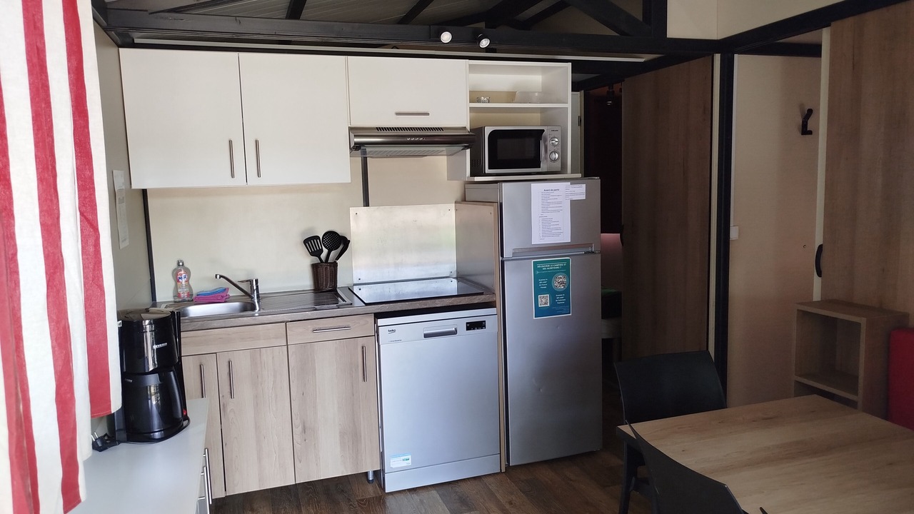 Photo of Kitchen in Evron