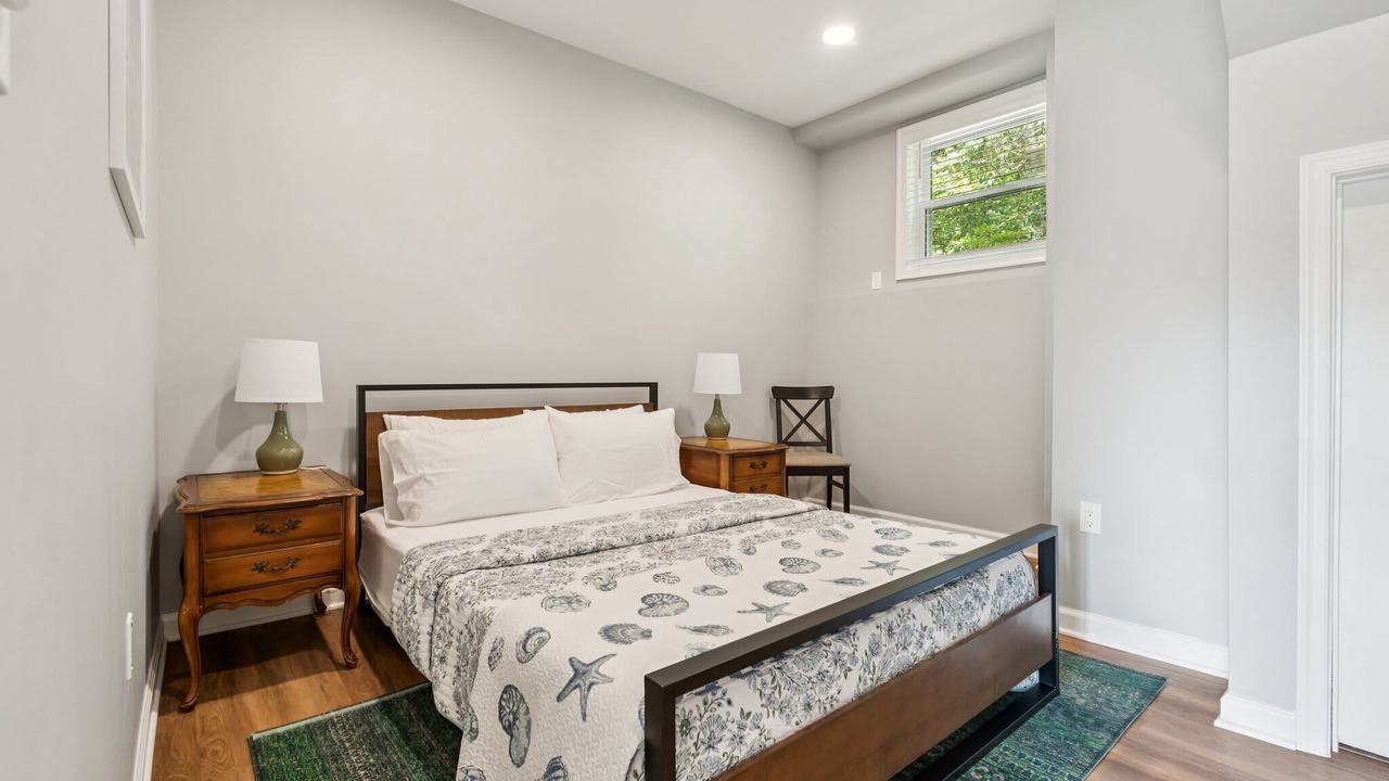 Photo of Bedroom in Pasadena