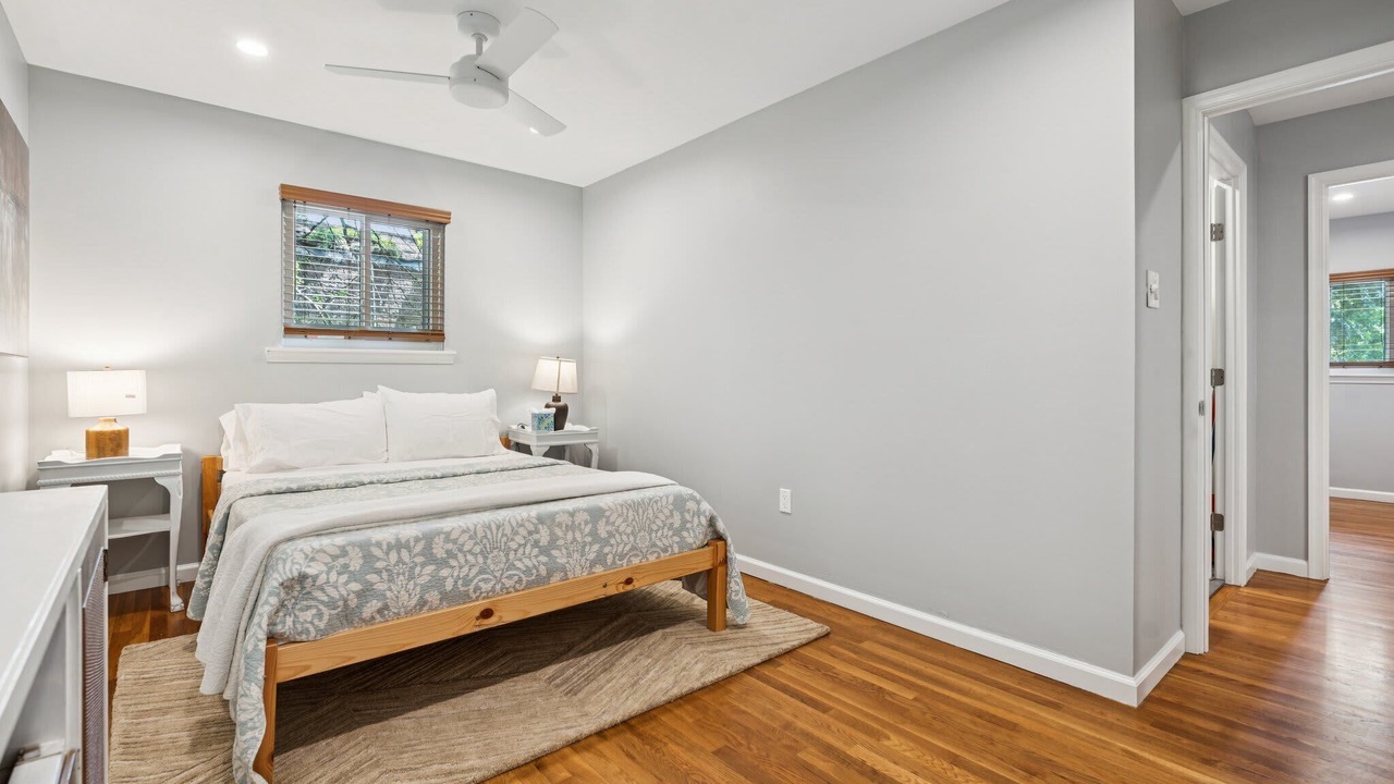 Photo of Bedroom in Pasadena