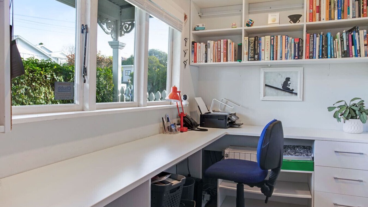 Photo of Others in Grey Lynn