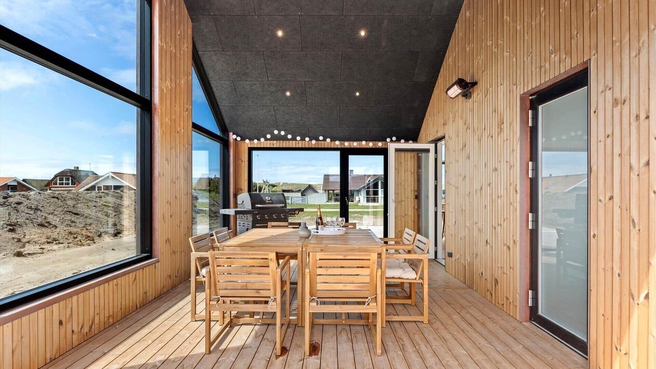 Photo of Outdoor in Vrist Strand