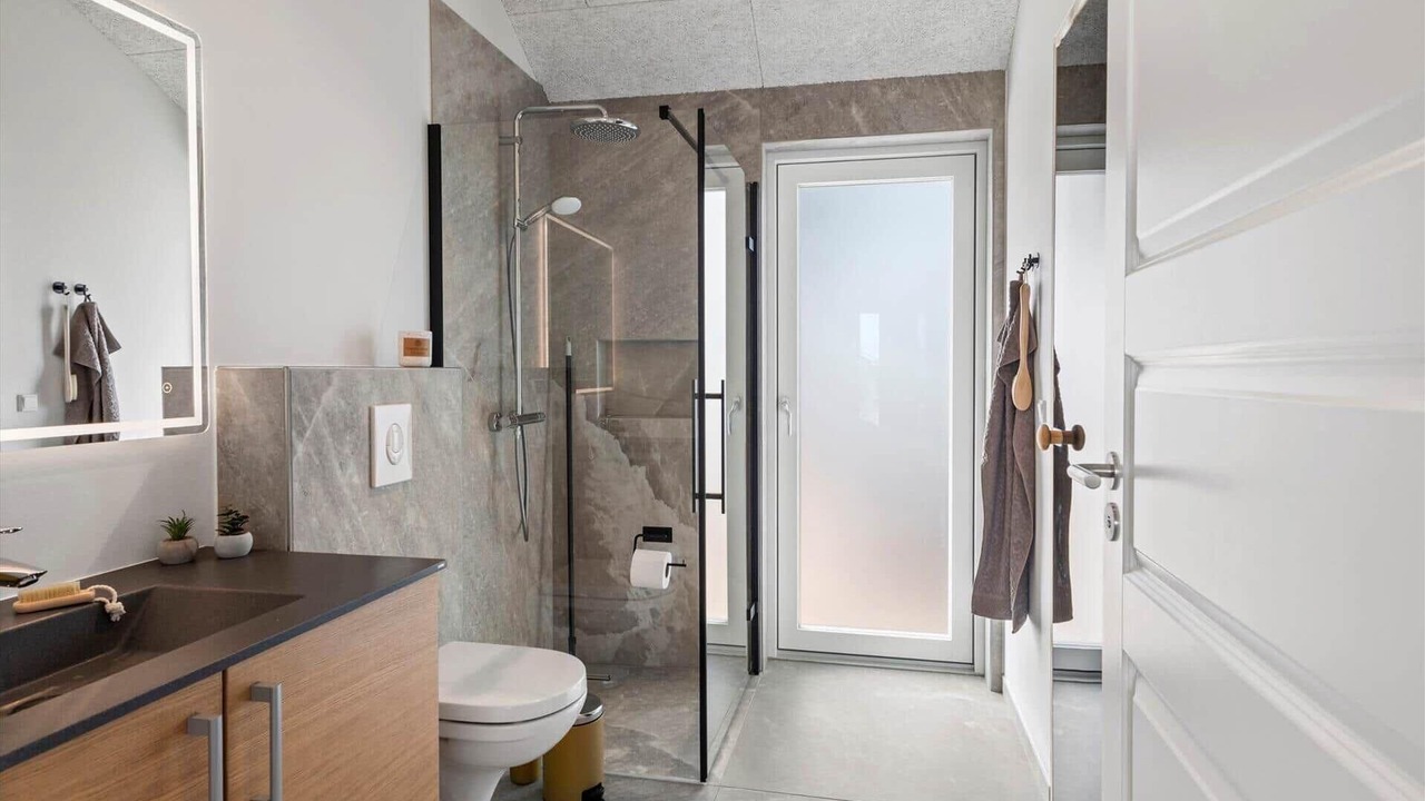 Photo of Bathroom in Vrist Strand