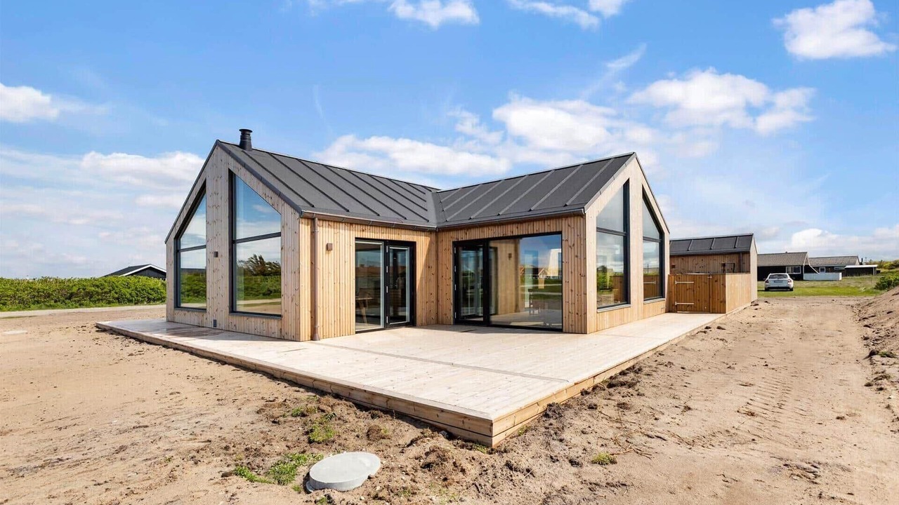 Photo of Outdoor in Vrist Strand