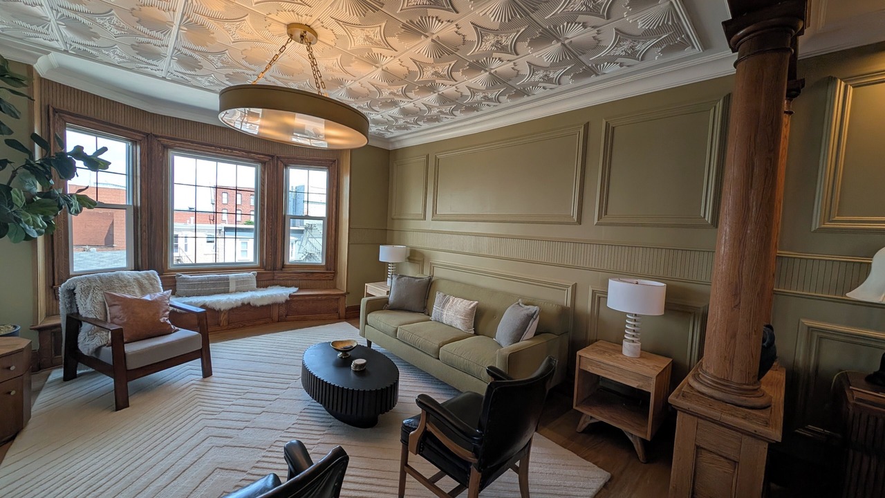Photo of Livingroom in South Main Street