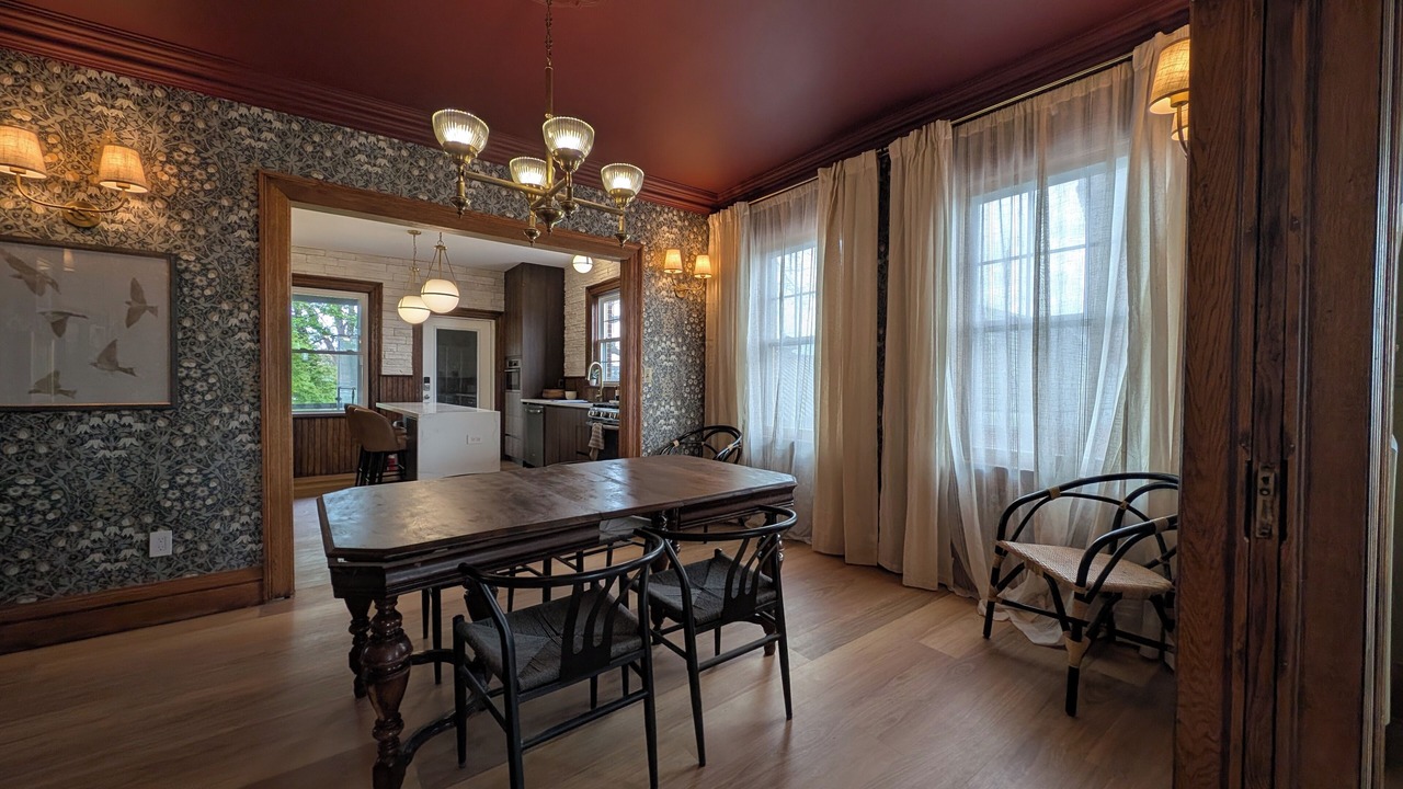 Photo of Bedroom in South Main Street