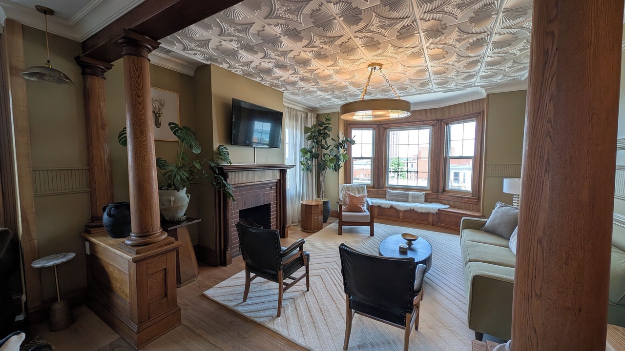 Photo of Bedroom in South Main Street
