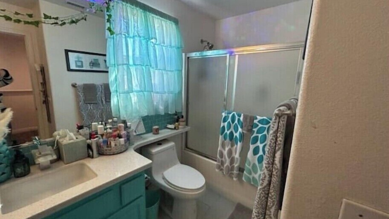 Photo of Bathroom in Santa Clarita