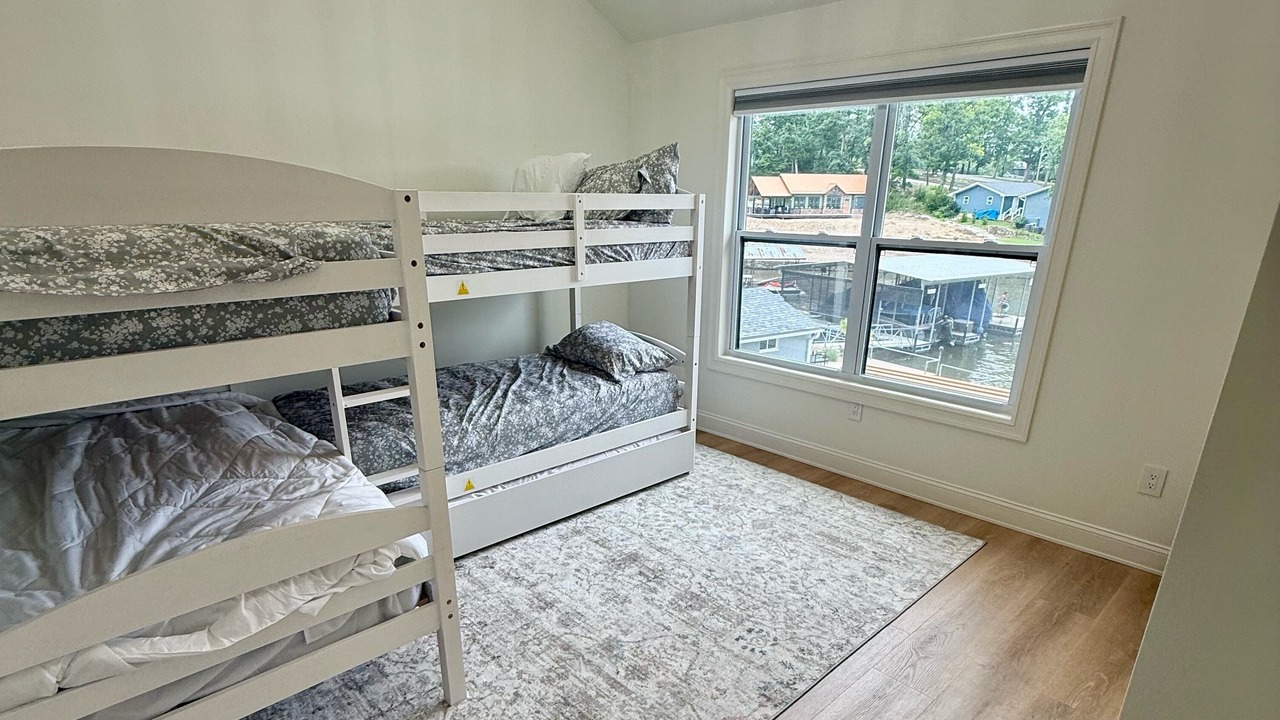 Photo of Bedroom in Sunrise Beach