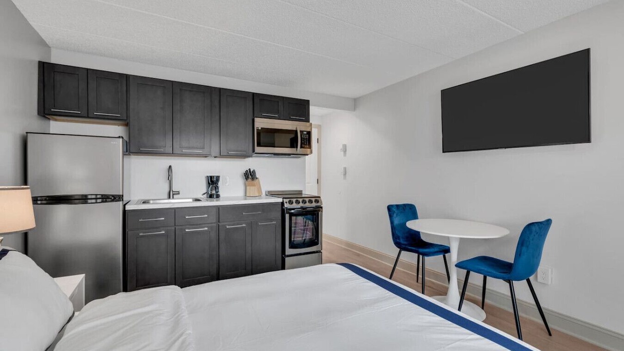 Photo of Bedroom in Seaside Heights