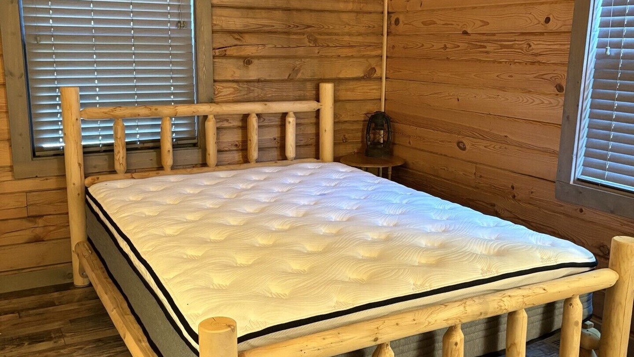 Photo of Bedroom in Doniphan