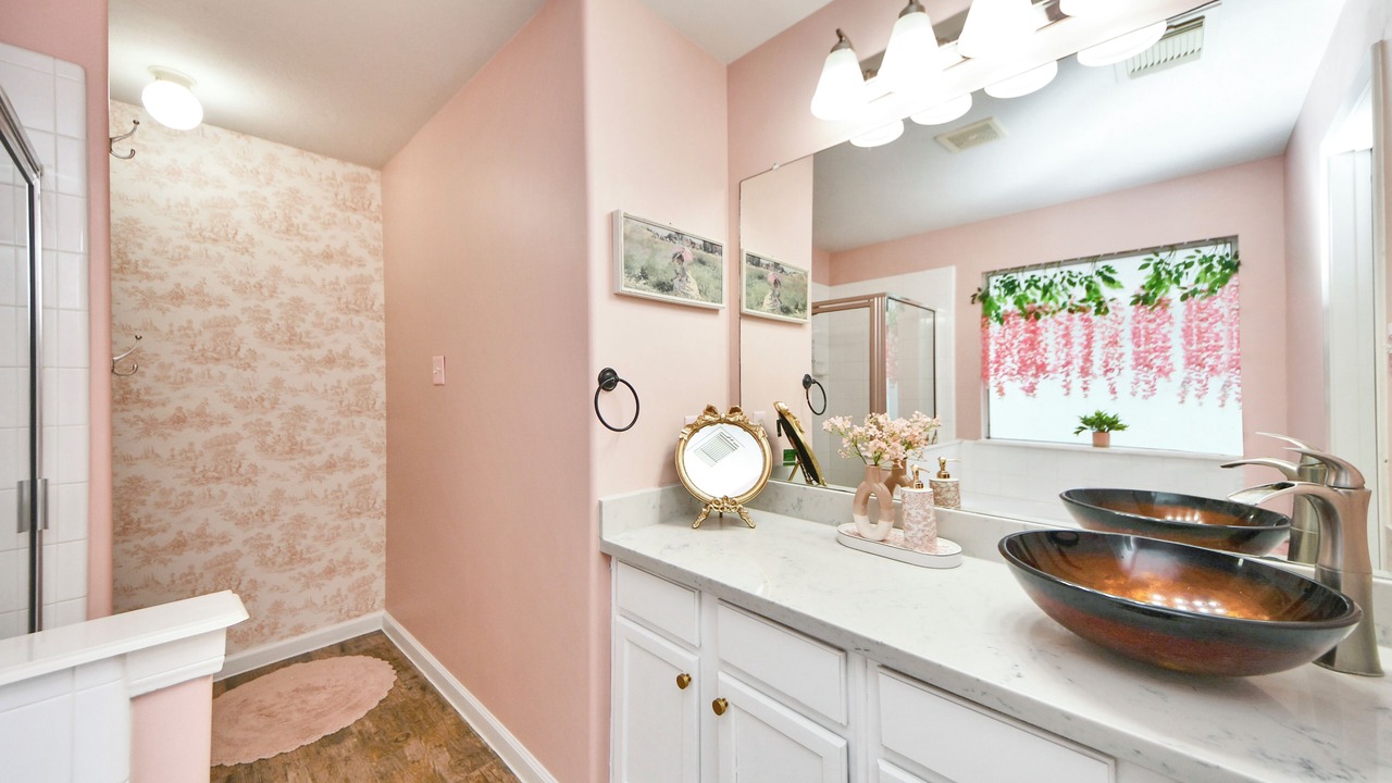 Photo of Bathroom in Lakeville