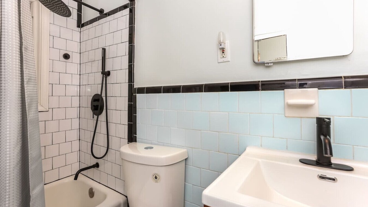 Photo of Bathroom in East Side