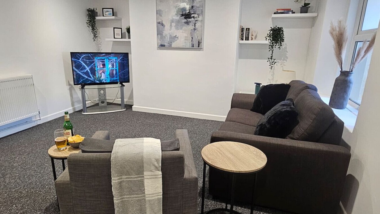 Photo of Livingroom in Plymouth