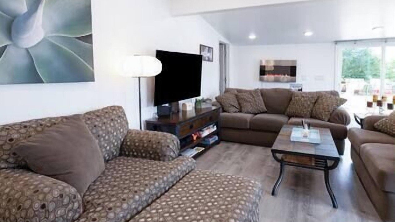 Photo of Others in Hamilton