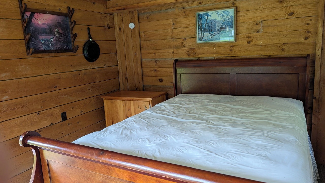 Photo of Bedroom in Town of Sempronius