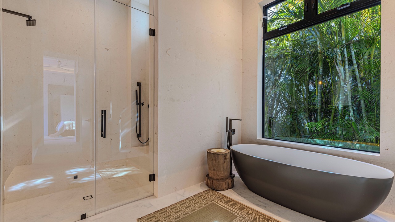 Photo of Bathroom in East Naples