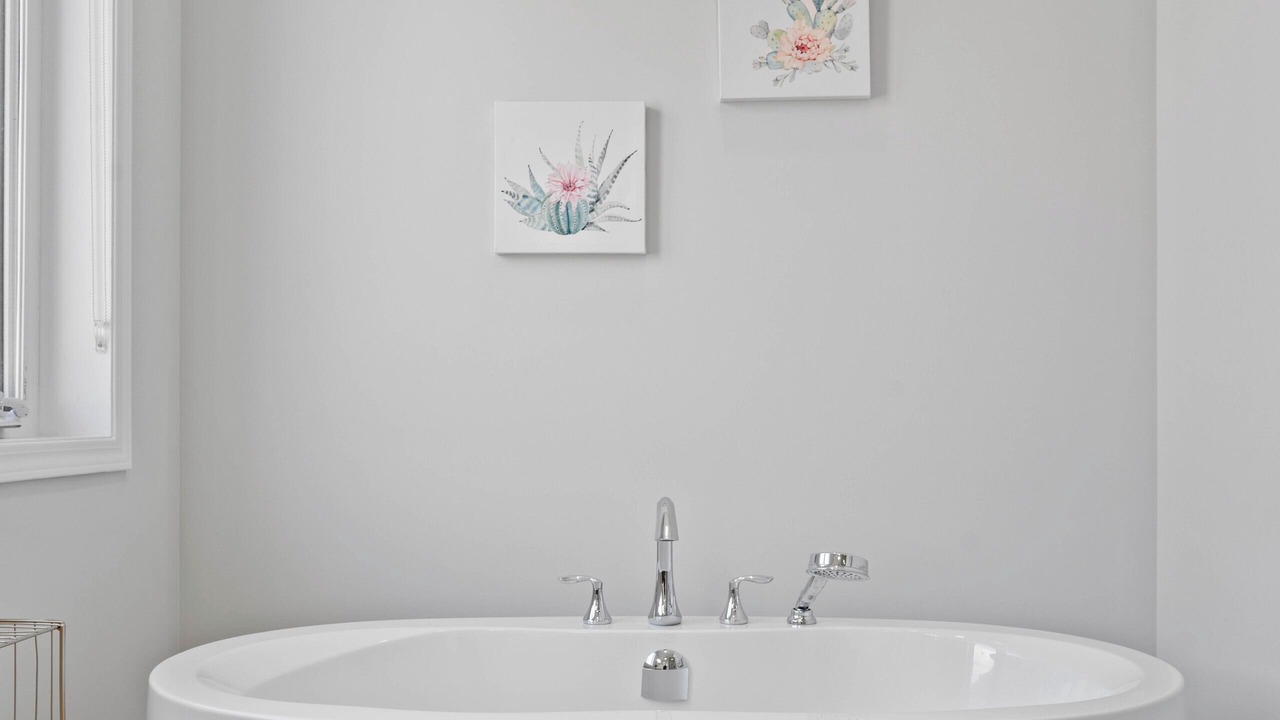 Photo of Bathroom in Milton