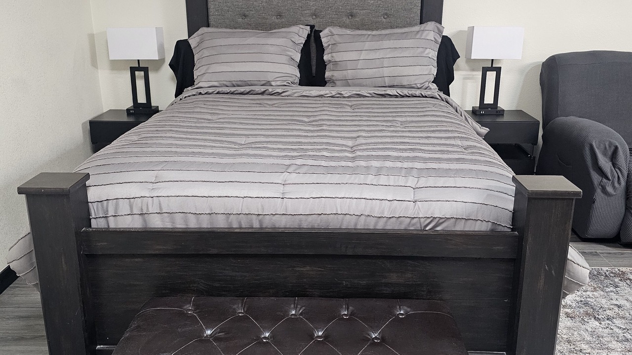 Photo of Bedroom in Midland