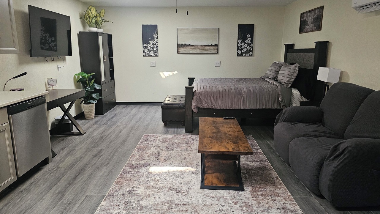 Photo of Bedroom in Midland