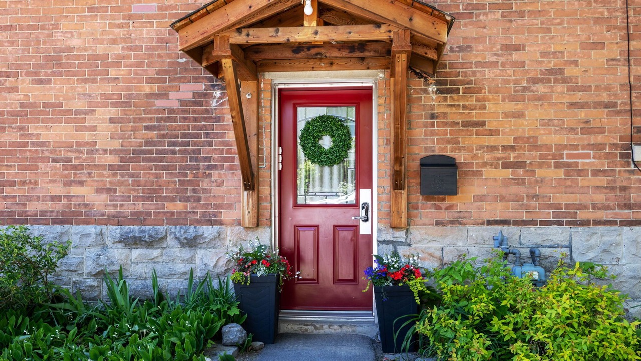 Photo of Outdoor in Ottawa Division