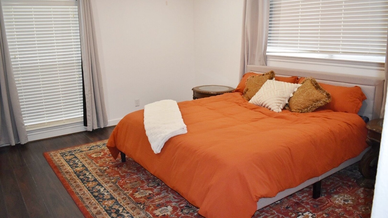 Photo of Bedroom in Westbury