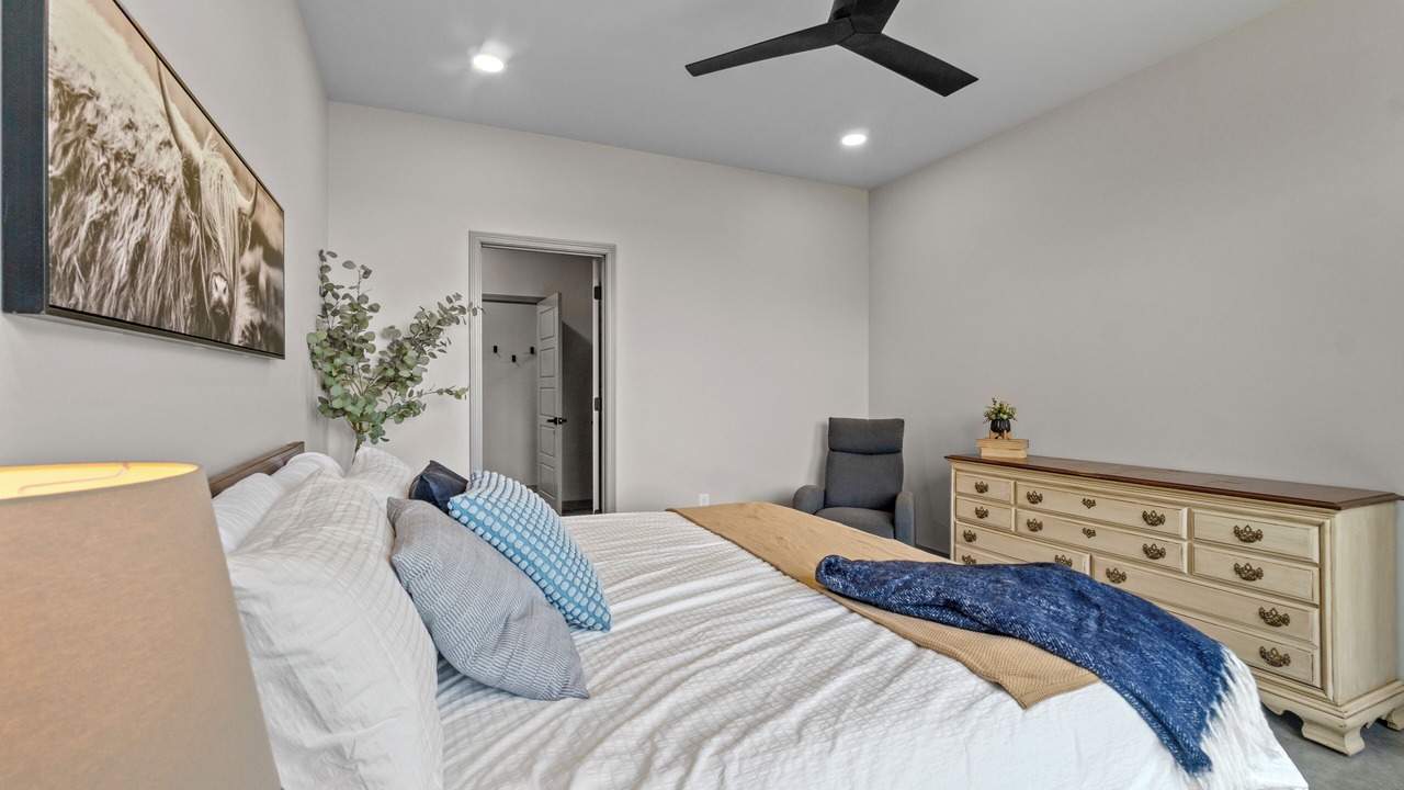 Photo of Bedroom in Drasco