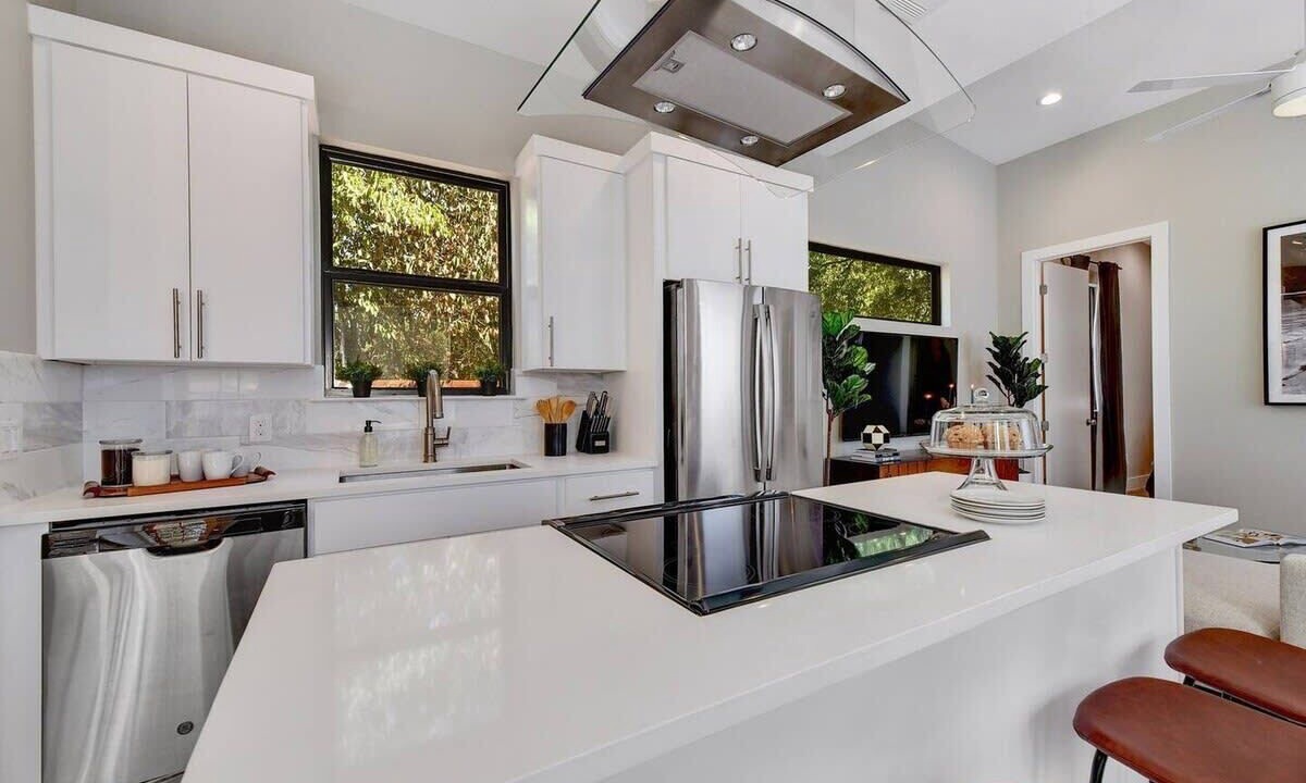 Photo of Kitchen in Montopolis