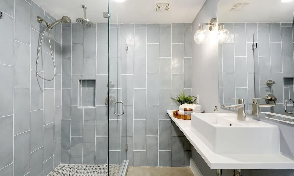 Photo of Bathroom in Montopolis