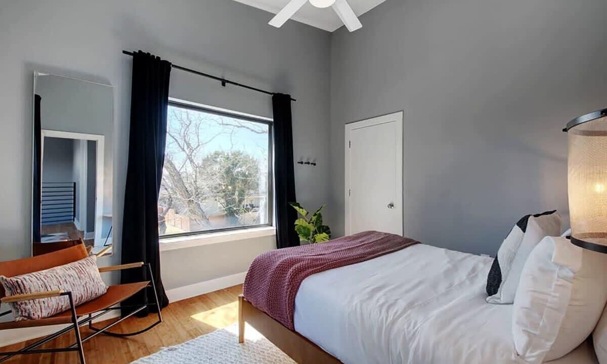 Photo of Bedroom in Montopolis