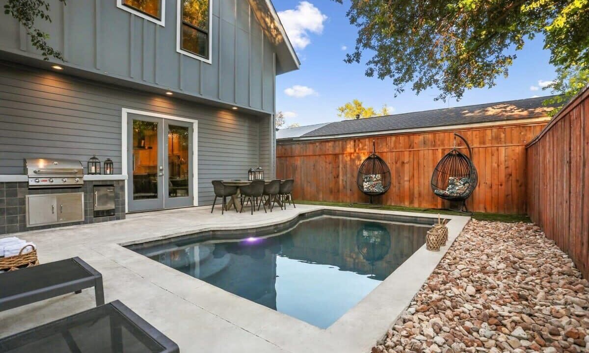 Photo of Outdoor in Govalle