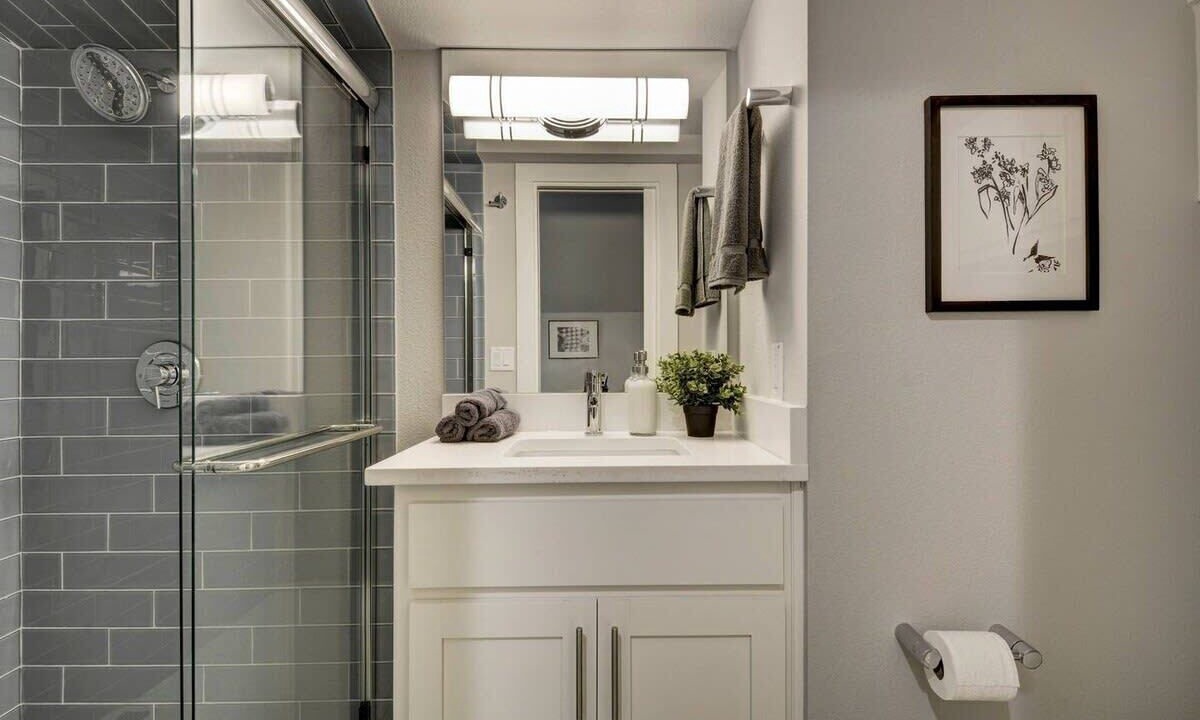 Photo of Bathroom in Govalle