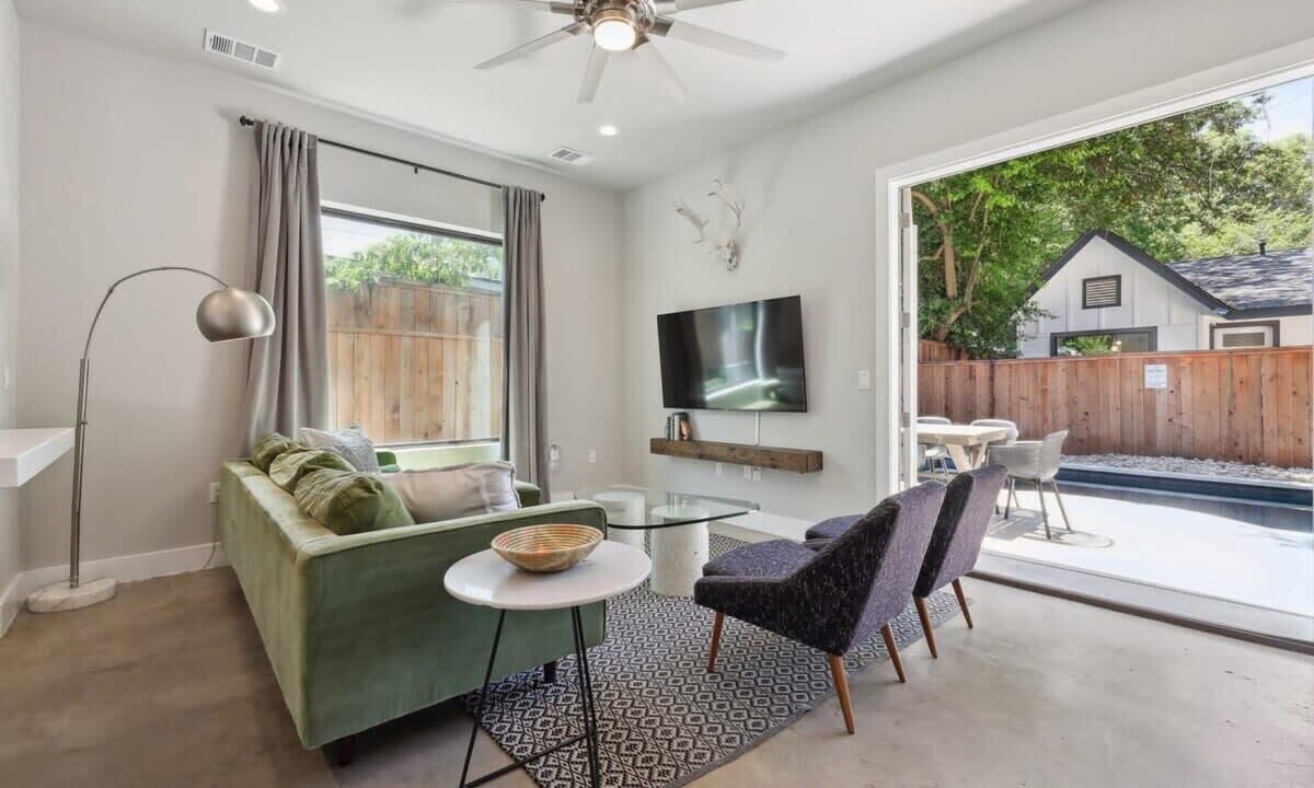 Photo of Bedroom in Govalle