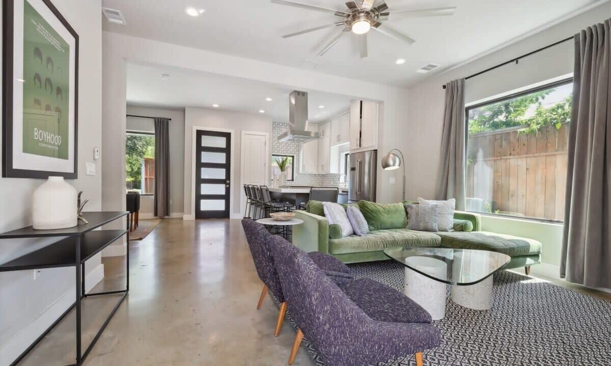 Photo of Livingroom in Govalle