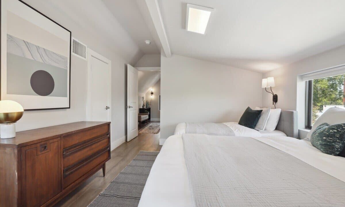 Photo of Bedroom in Govalle