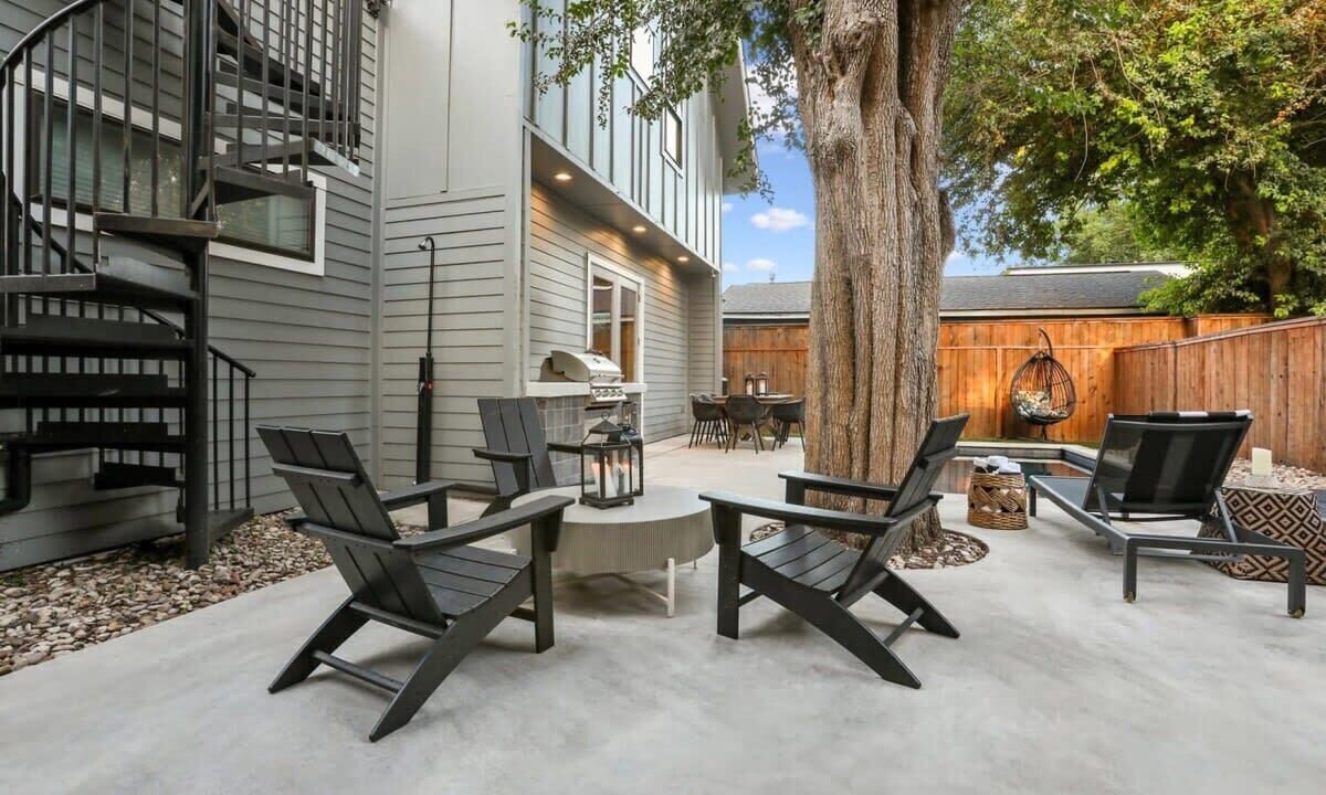 Photo of Outdoor in Govalle