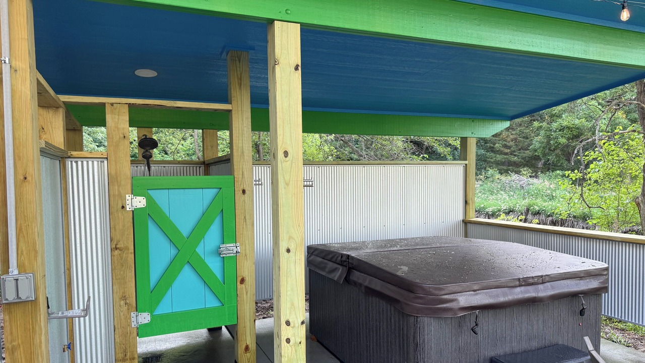Photo of Outdoor in Ashland