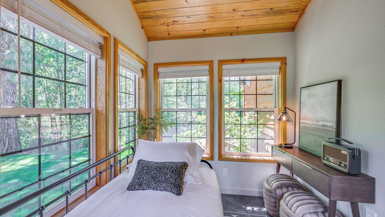 Photo of Bedroom in Naches