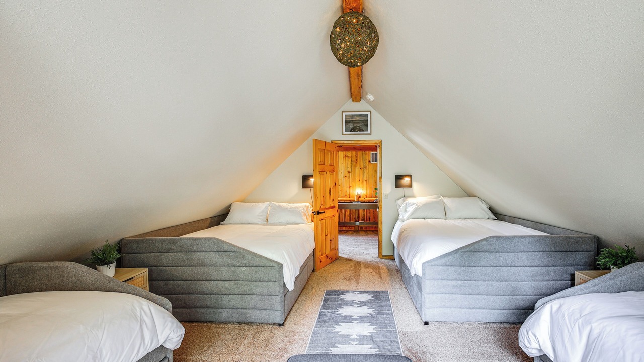 Photo of Bedroom in Naches