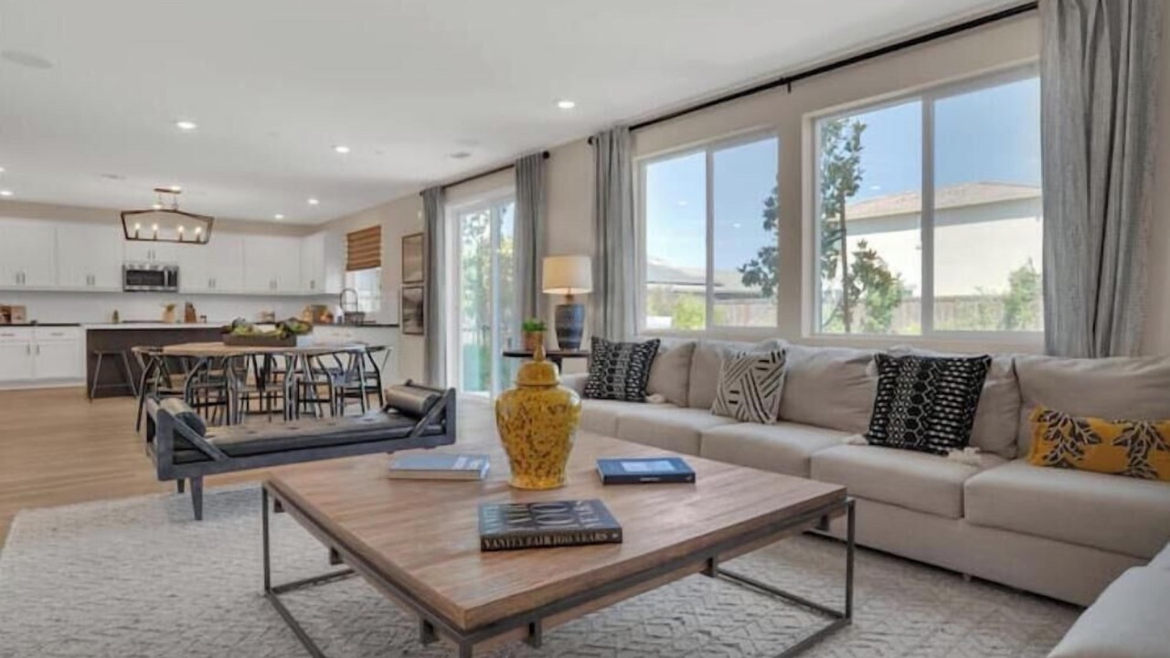 Photo of Livingroom in Lathrop