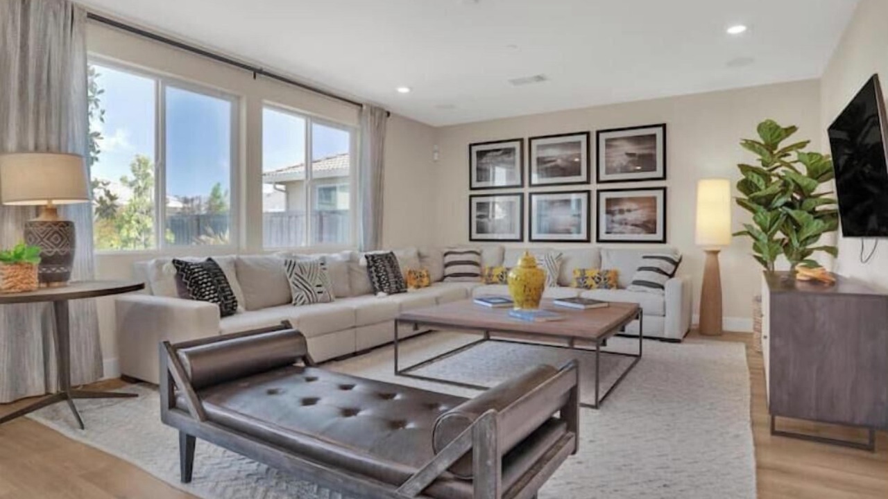 Photo of Livingroom in Lathrop