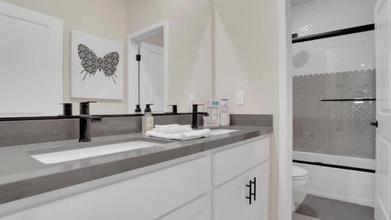 Photo of Bathroom in Lathrop
