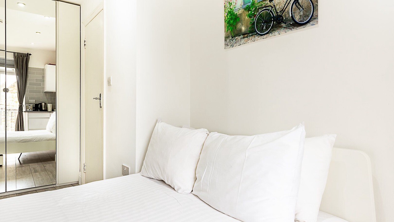 Photo of Bedroom in Fulham Broadway