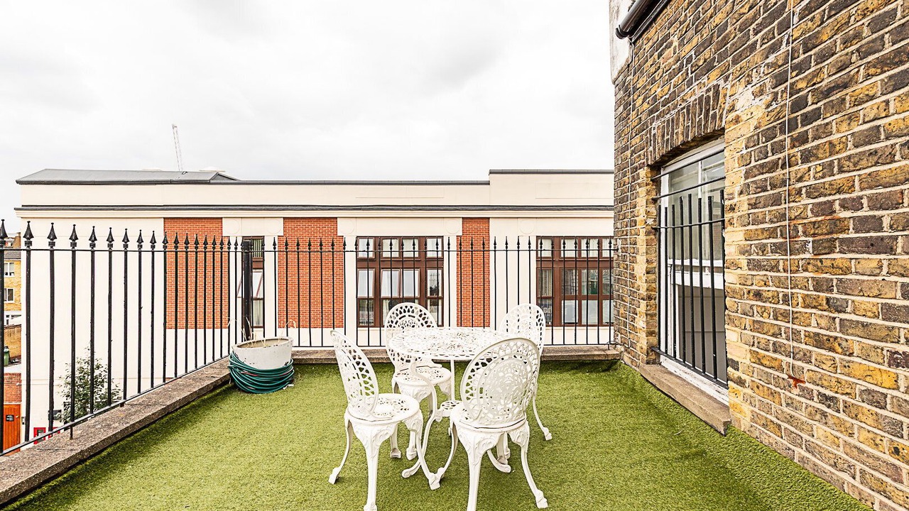 Photo of Outdoor in Fulham Broadway